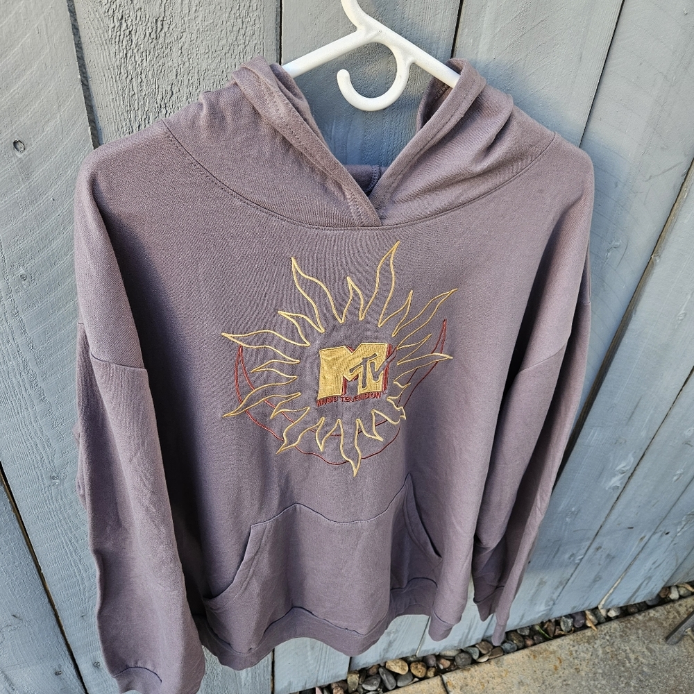 NWT MTV Sun & Moon Hoodie